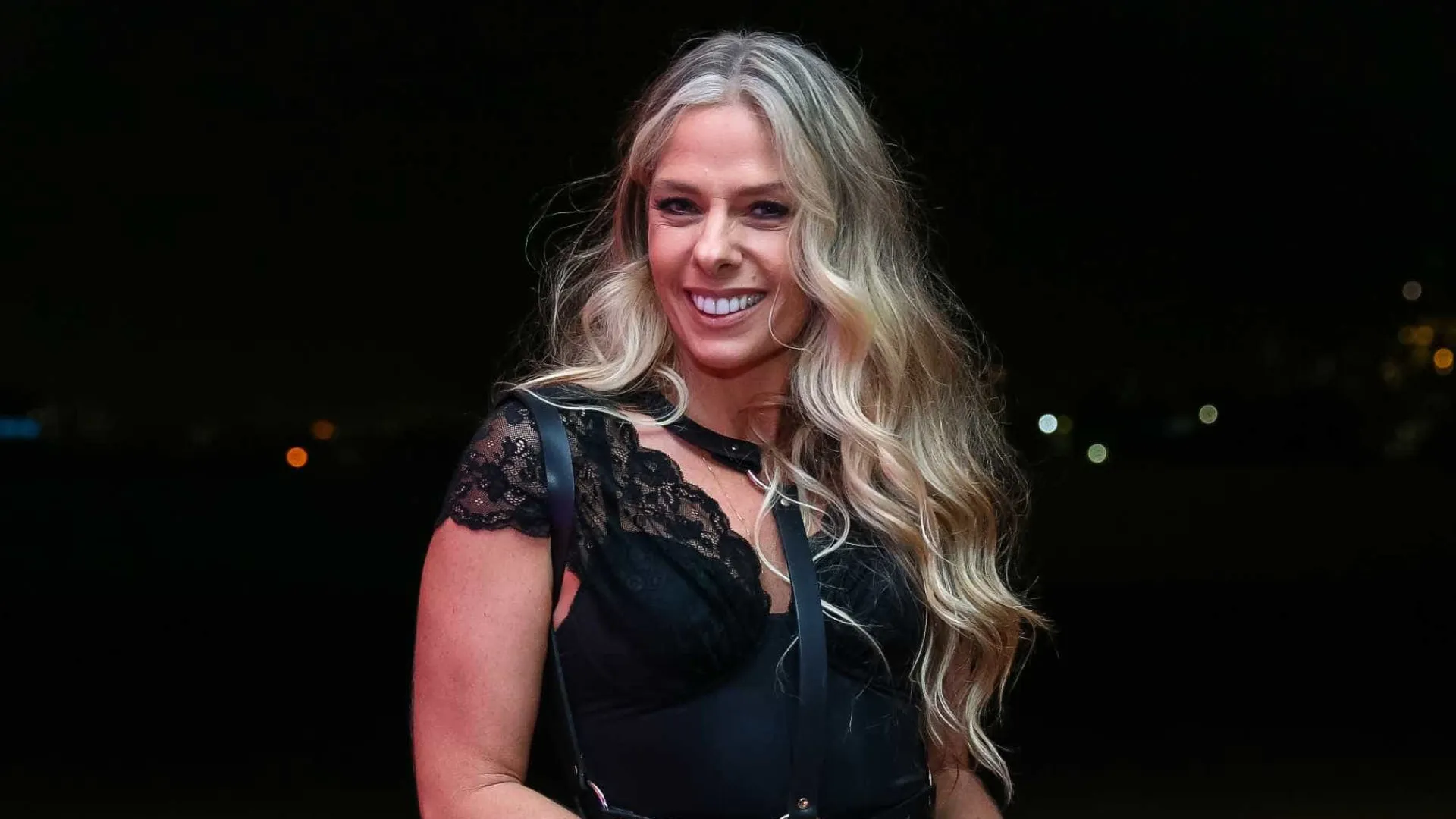 Adriane Galisteu desvenda mistério da relação com Silvio Santos