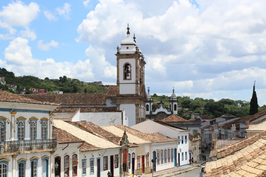 Projeto de Lei visa evitar homenagens a violadores de direitos em São João del-Rei