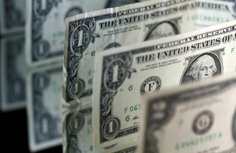 Dólar cai mais de 1% após trégua entre EUA e Irã