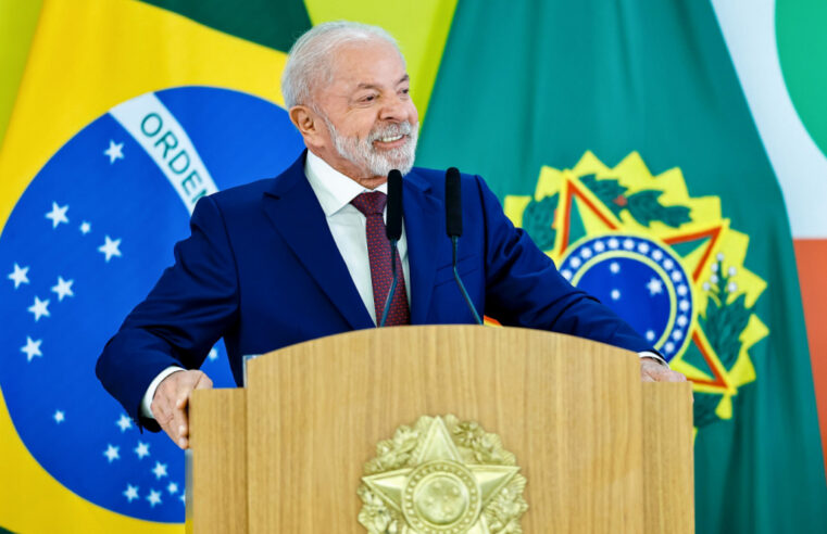 Lula chama Trump de imperador e fala em invasão ao Brasil: ‘Não vamos deixar’