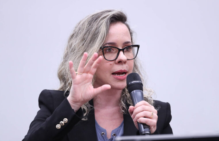 Débora Freire assume Secretaria de Política Econômica da Fazenda