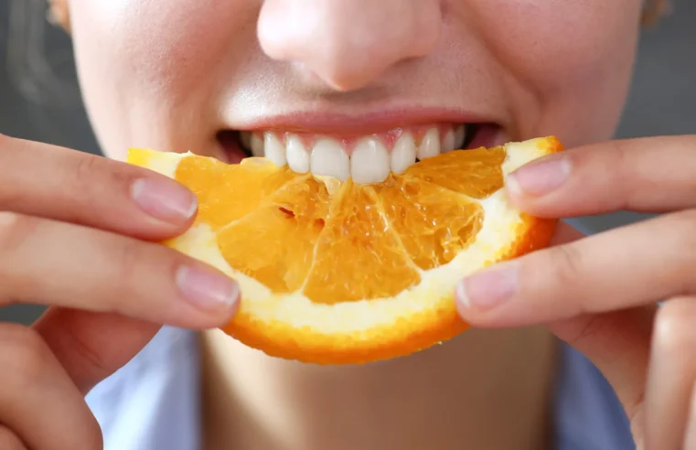 Laranja diária: benefícios e riscos para o corpo