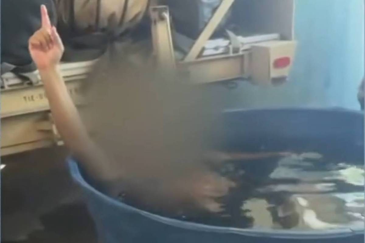 Churrasco em antigo hospital de campanha de Nova Iguaçu