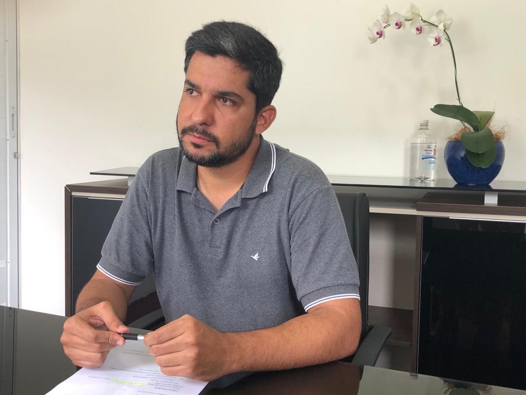 Tato Aguilar alerta sobre risco de intervenções em quiosques da orla