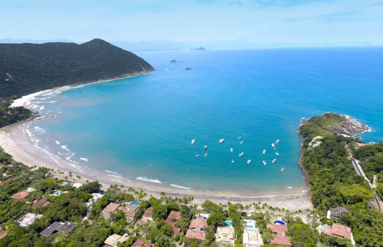 Praia do Iporanga: um oásis tranquilo no Guarujá
