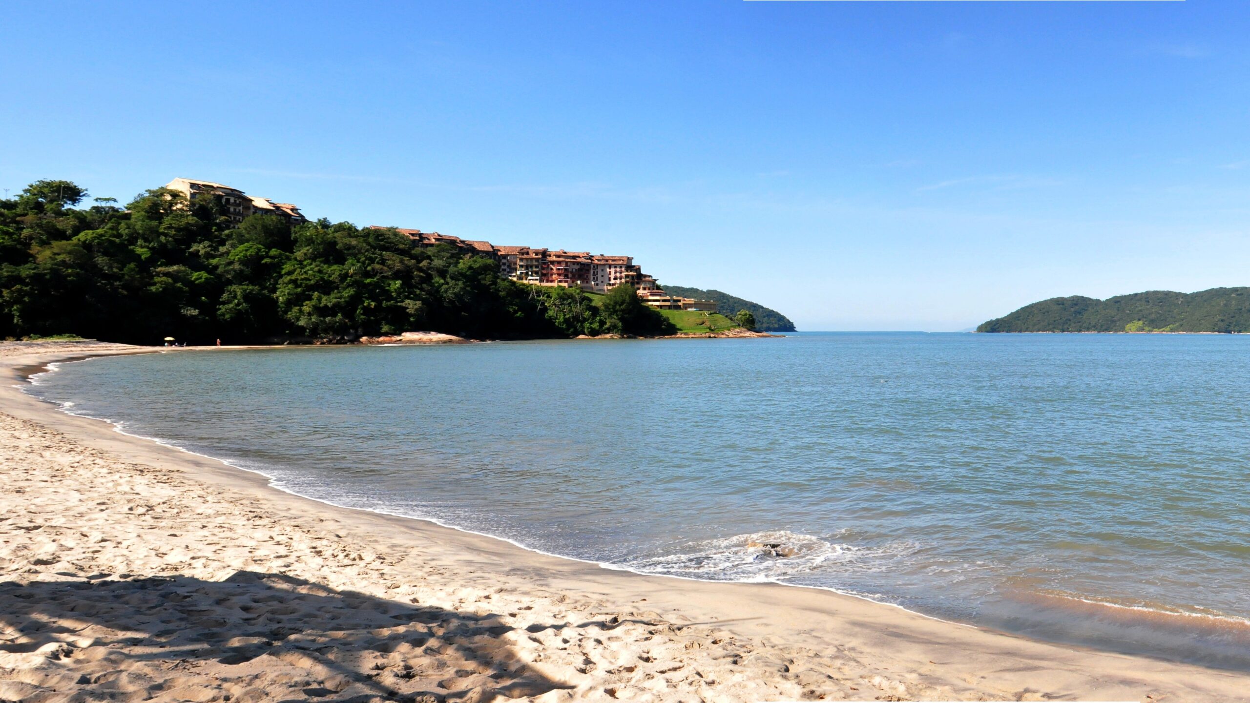 Caraguatatuba: Praia da Mococa é Destino de Verão Perfeito