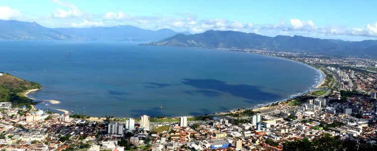 Caraguatatuba recebe mais de 100 profissionais de Assistência Social