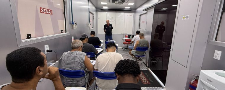 Caraguatatuba abriu mais duas turmas de Funilaria de Brilho; 24 vagas