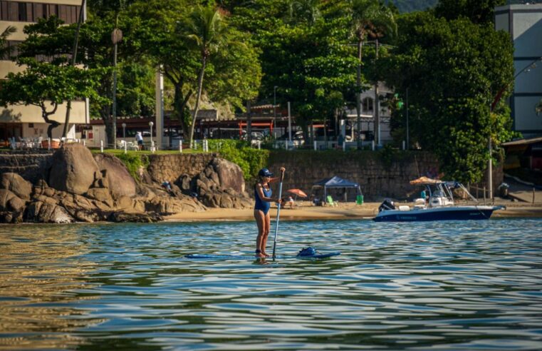 Esgoto e buracos em Caraguatatuba: moradores não aguentam mais!