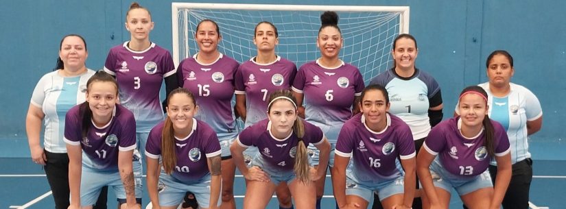 Esgoto invade ruas de Caraguatatuba, cidade é deixada para sucatear