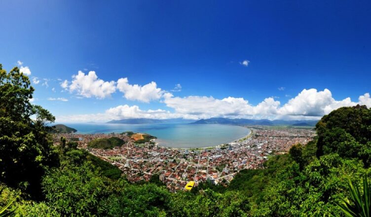 Caraguatatuba completa 169 anos