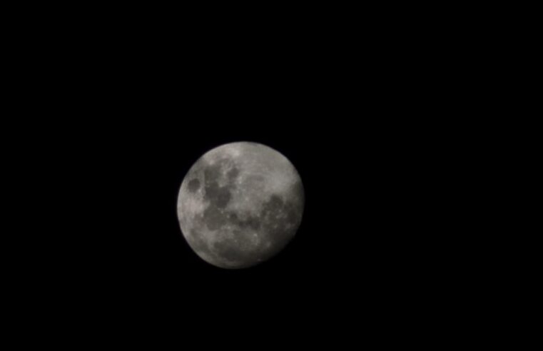 Nasa lança Artemis II com quatro astronautas à órbita lunar