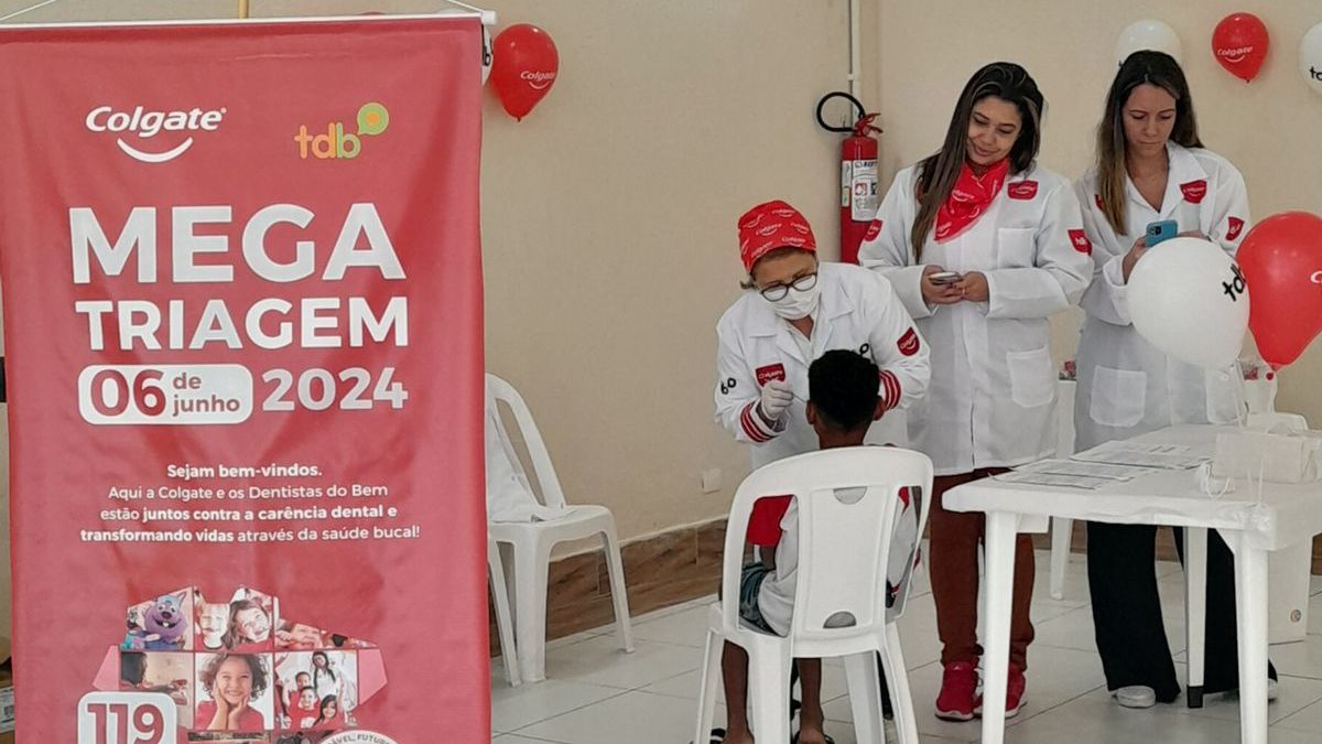 Jovens de Bertioga recebem tratamento odontológico gratuito