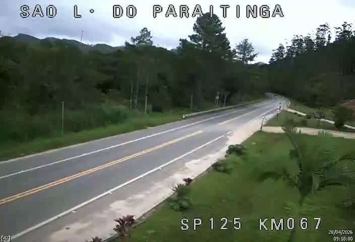 Tráfego normal na SP 125 entre Taubaté e Ubatuba