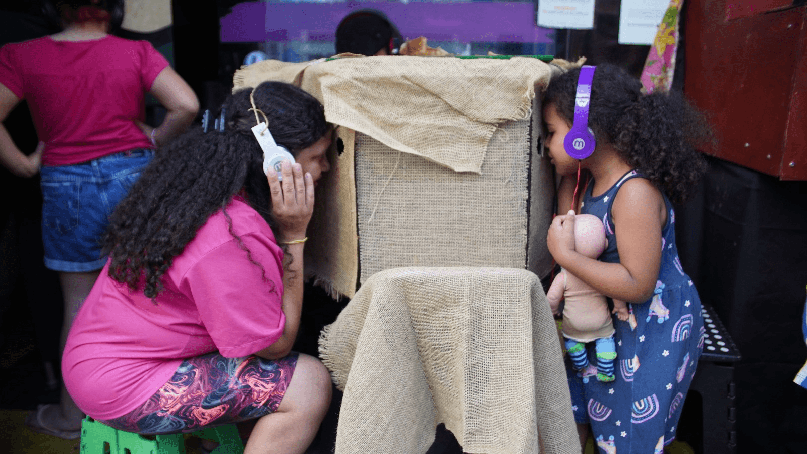 Temporada de ‘Lambe Lambe da Roça’ encerra em Ubatuba com grande sucesso