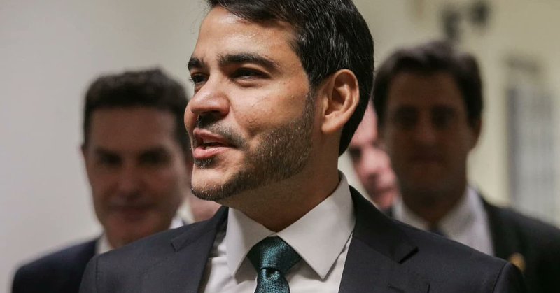 Messias afirma cumprir lei sobre casamento homoafetivo