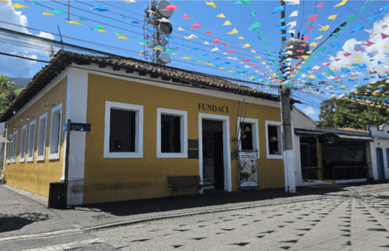 Ilhabela chama artistas locais para exposição coletiva ‘O Caiçara’