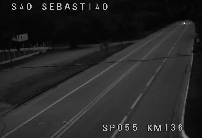 Tráfego normal na SP 055 Rio-Santos