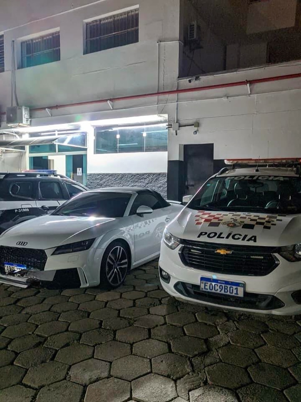 Polícia Militar recupera veículo ligado a estelionato em Caraguatatuba