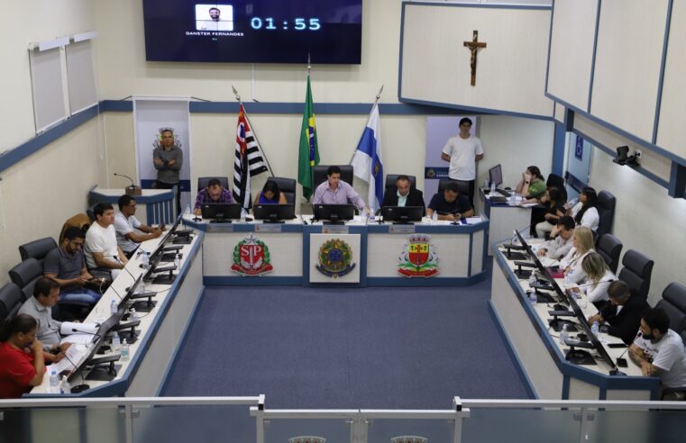 Câmara de Caraguatatuba discute cemitérios verticais e regularização