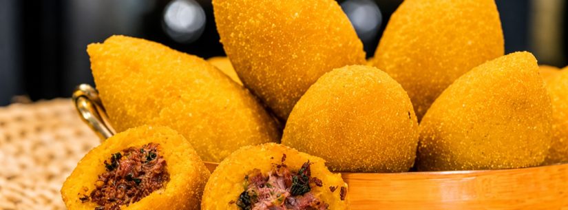 Fundo Social oferece curso de bolinho caipira em Caraguatatuba