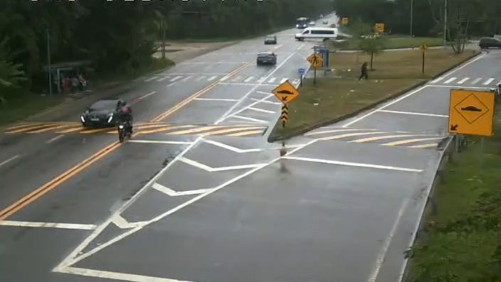 Trânsito flui sem problemas na rodovia Rio-Santos