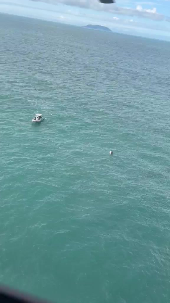Jet Ski é encontrado virado em Ubatuba
