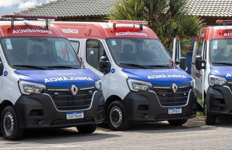 São Sebastião recebe três novas ambulâncias para o SAMU