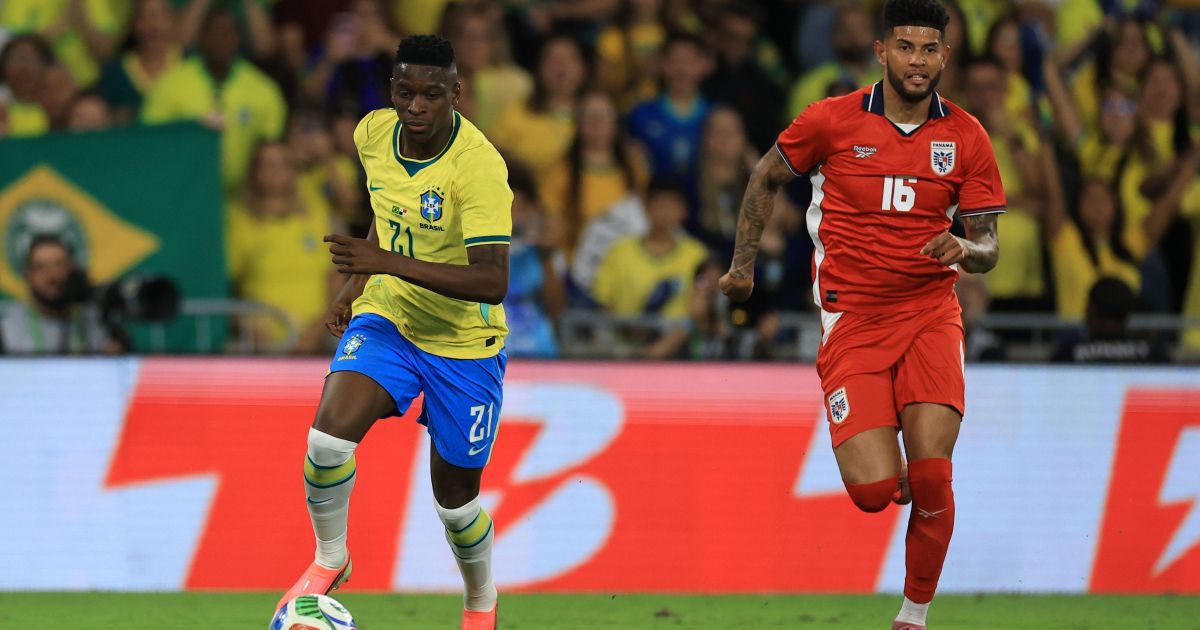 Panamá empata Brasil com gol de falta
