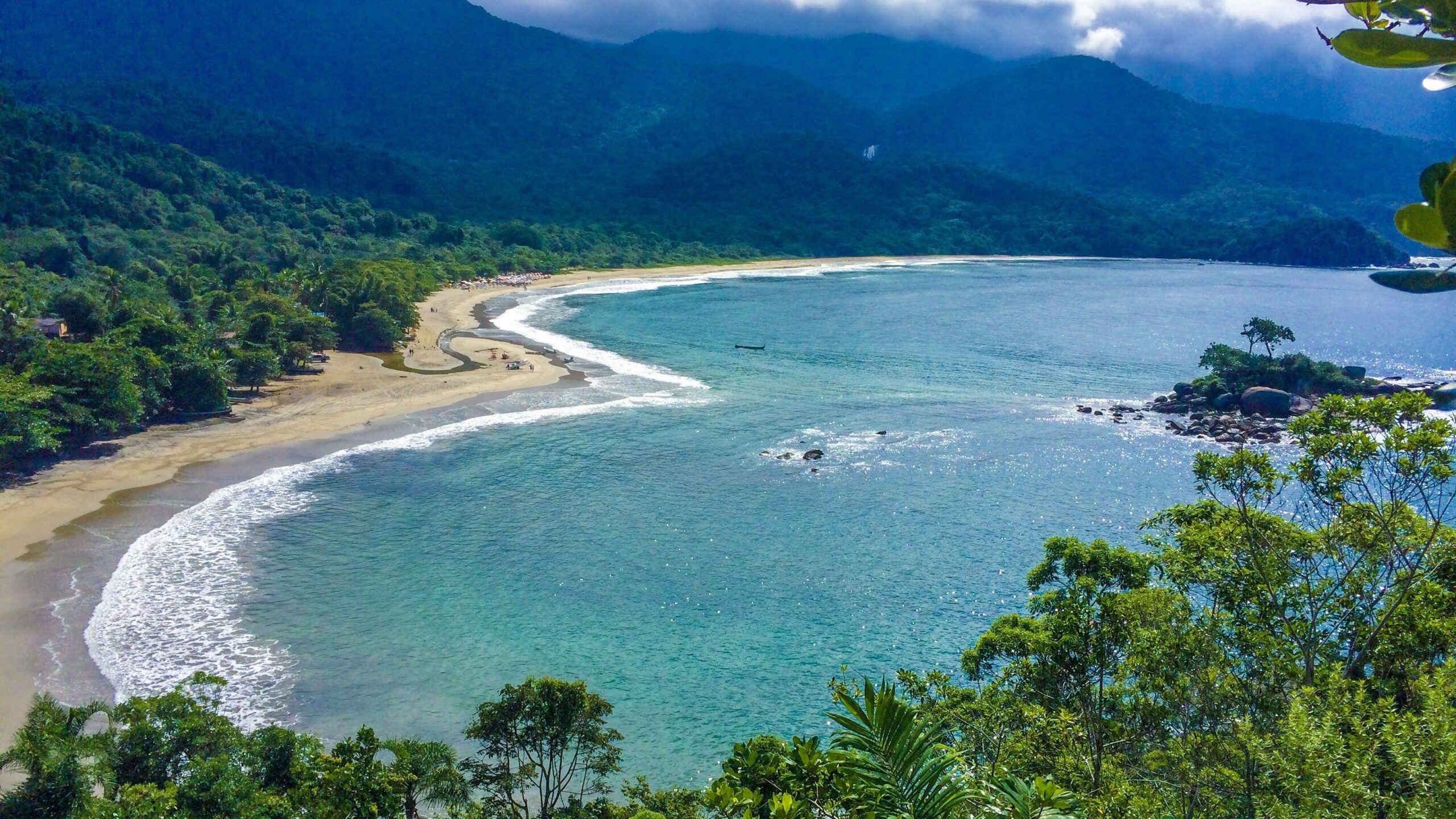 Praia de Ilhabela está entre as mais belas