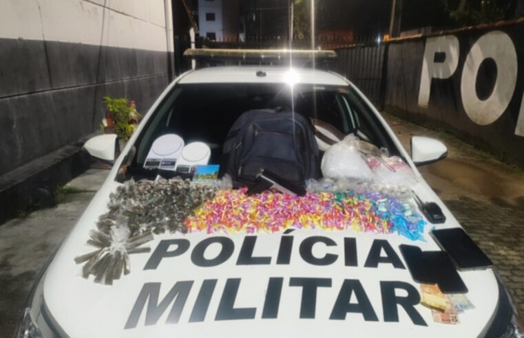 Homem é preso com 2