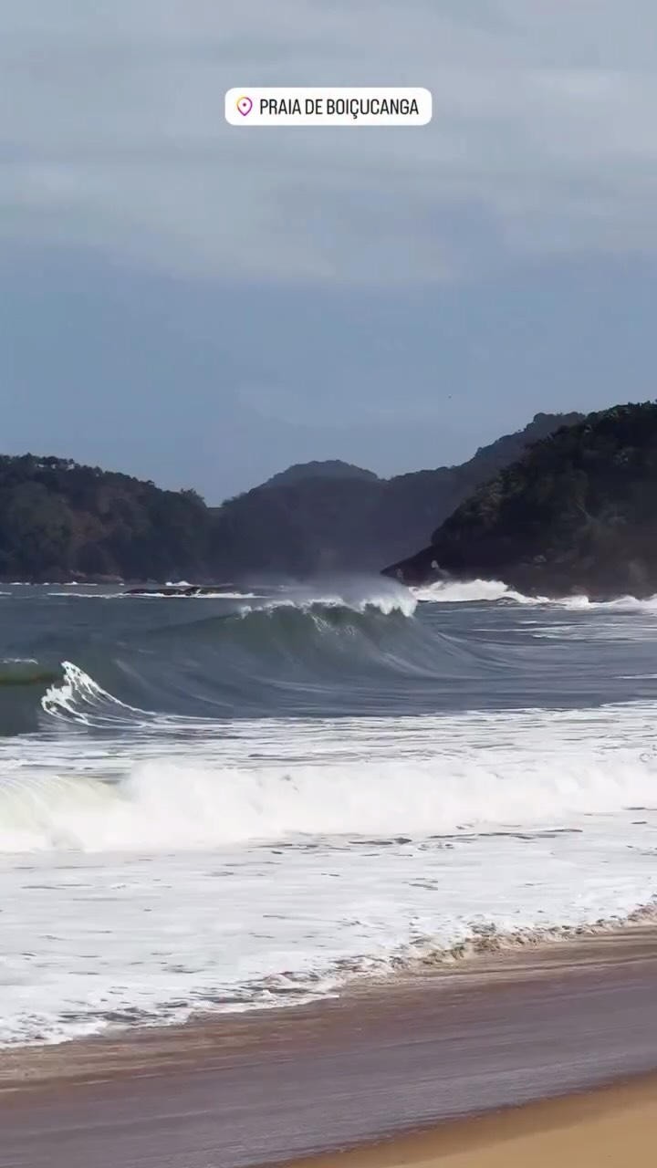 Ressaca atinge todo litoral de São Paulo e deixa