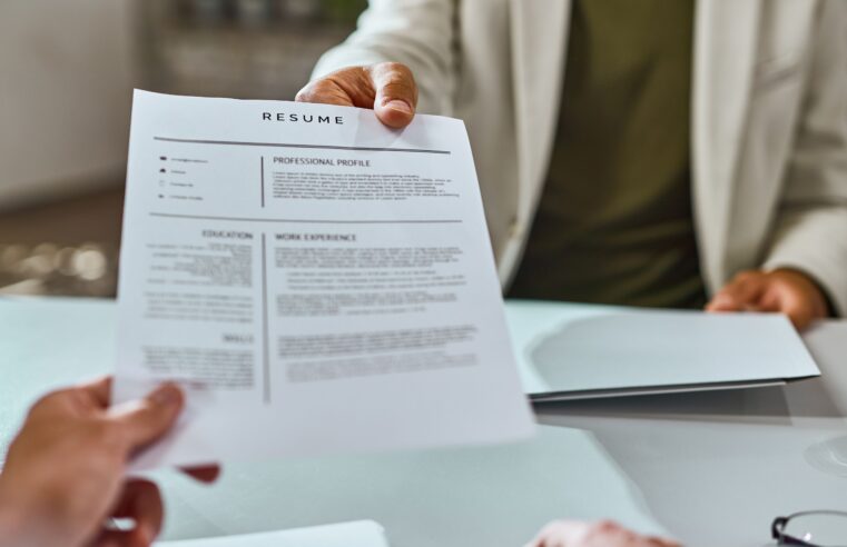 São Sebastião oferece 93 vagas de emprego em 43