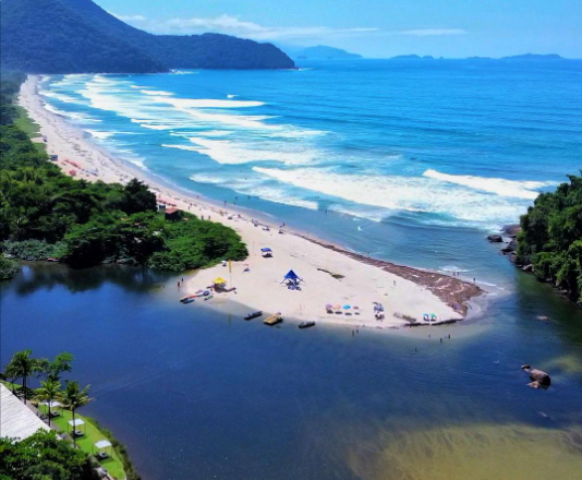 Rio Itamambuca em Ubatuba está poluído há 15 semanas