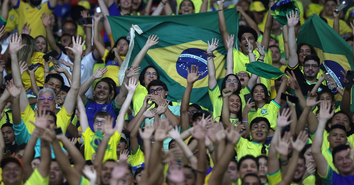 FIFA proíbe vuvuzelas e garrafas na Copa 2026