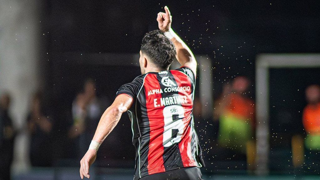 Vitória supera Fortaleza e conquista pentacampeonato
