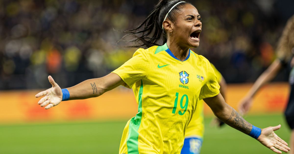 Brasil derrota EUA em amistoso de futebol feminino