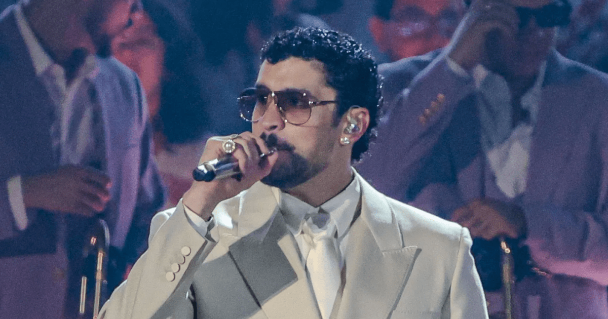 Papa Leão encontra Bad Bunny no Bernabéu