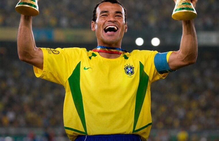 Cafu entra em terceira final de Copa