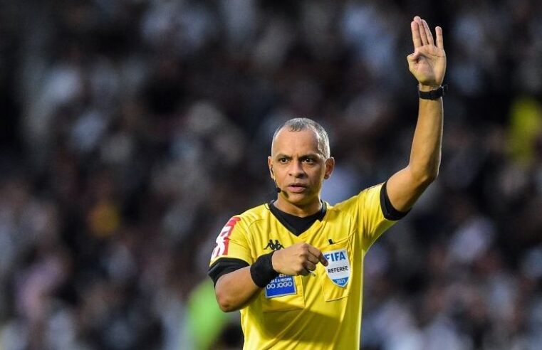 Wilton Pereira Sampaio apita abertura da Copa do Mundo