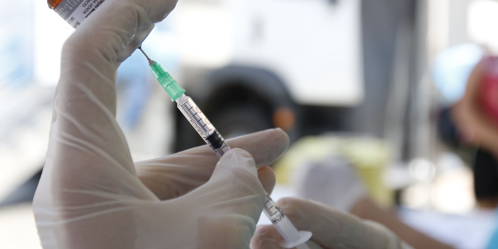 Infectologista alerta vacinação para Copa 2026