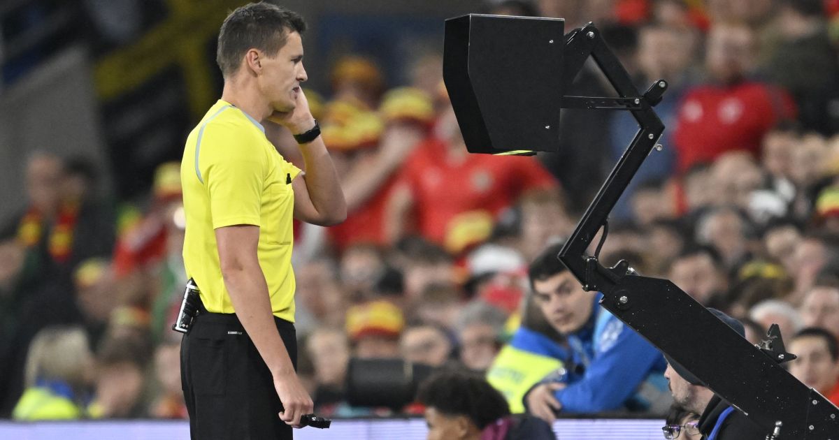 FIFA impõe contagem regressiva em bolas paradas
