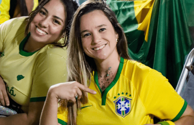 São Sebastião transmite jogo da seleção em Boiçucanga