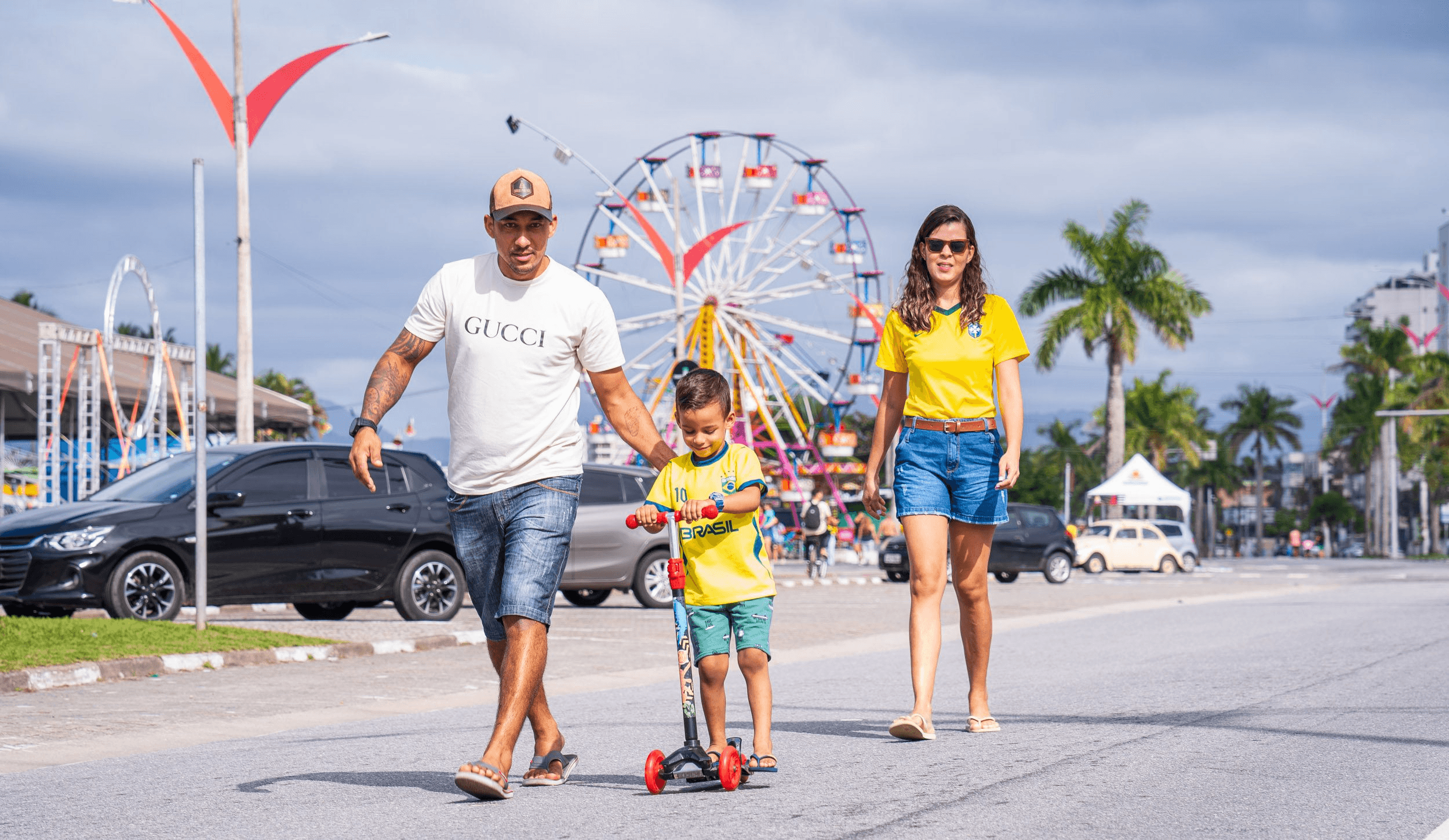 Rua da Família transforma Avenida da Praia em espaço