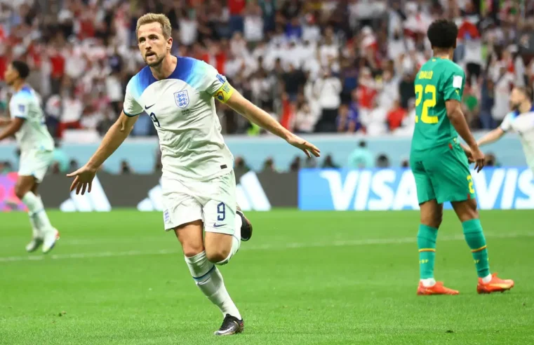 Inglaterra inicia Copa no Grupo L