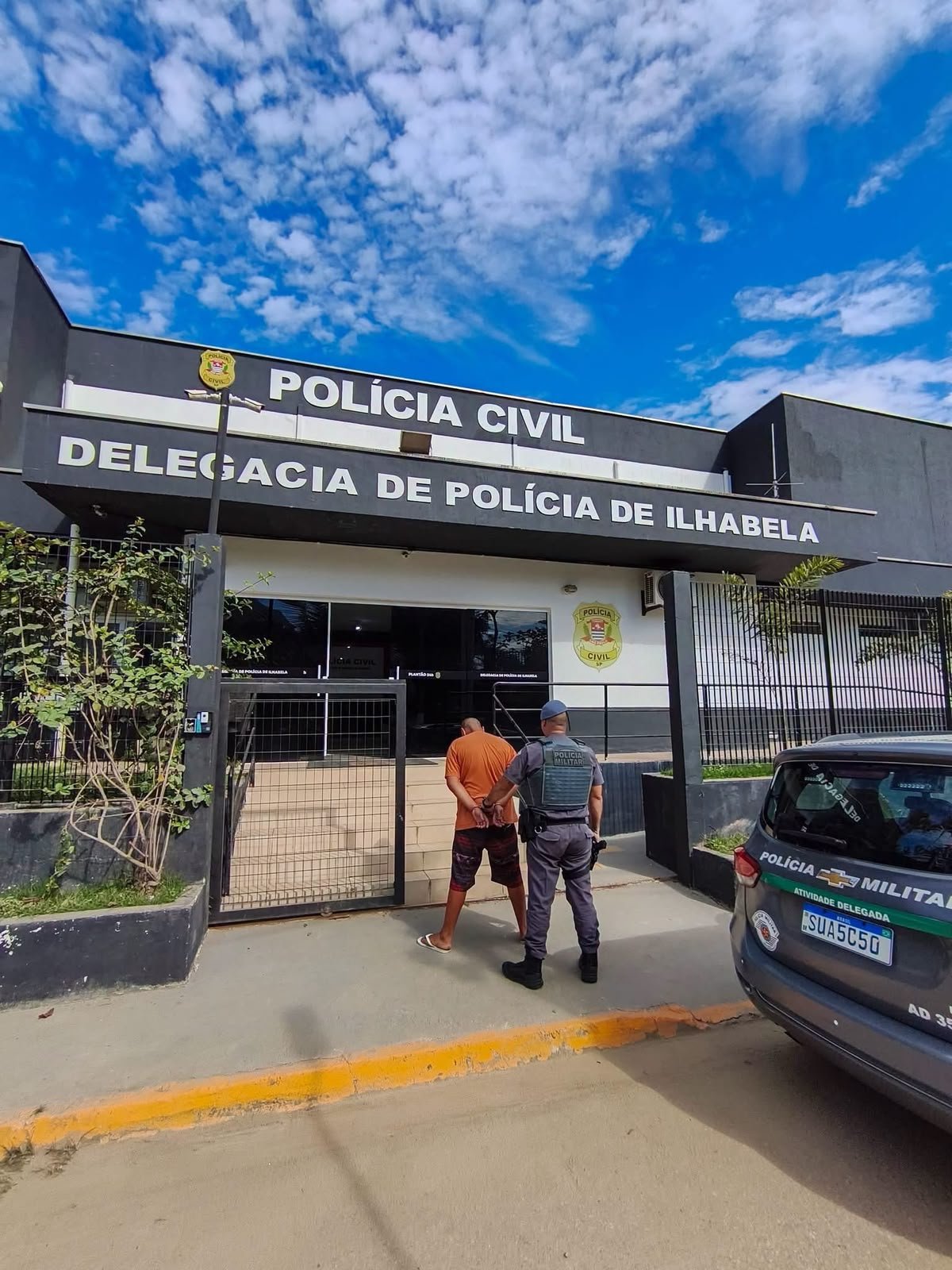 Adolescente de 16 anos é apreendido por agredir