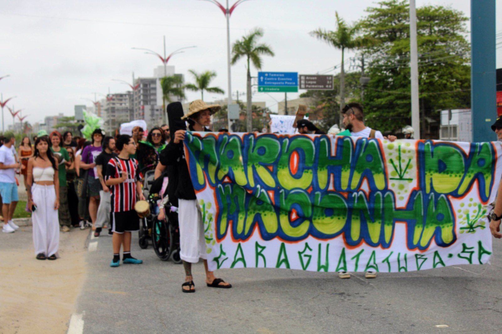 Marcha da Maconha acontece em Caraguatatuba