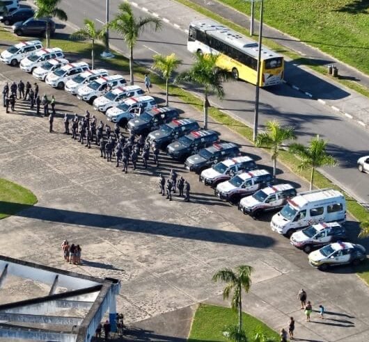 Operação Caraguá Segura prende três e multa 24