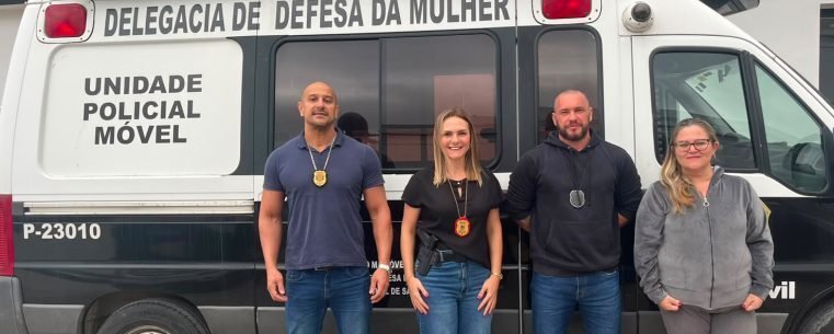 DDM móvel atende mulheres em Caraguatatuba