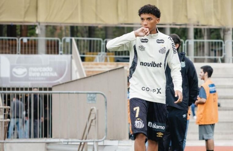 Robinho Jr muda de nome para Juninho e marca